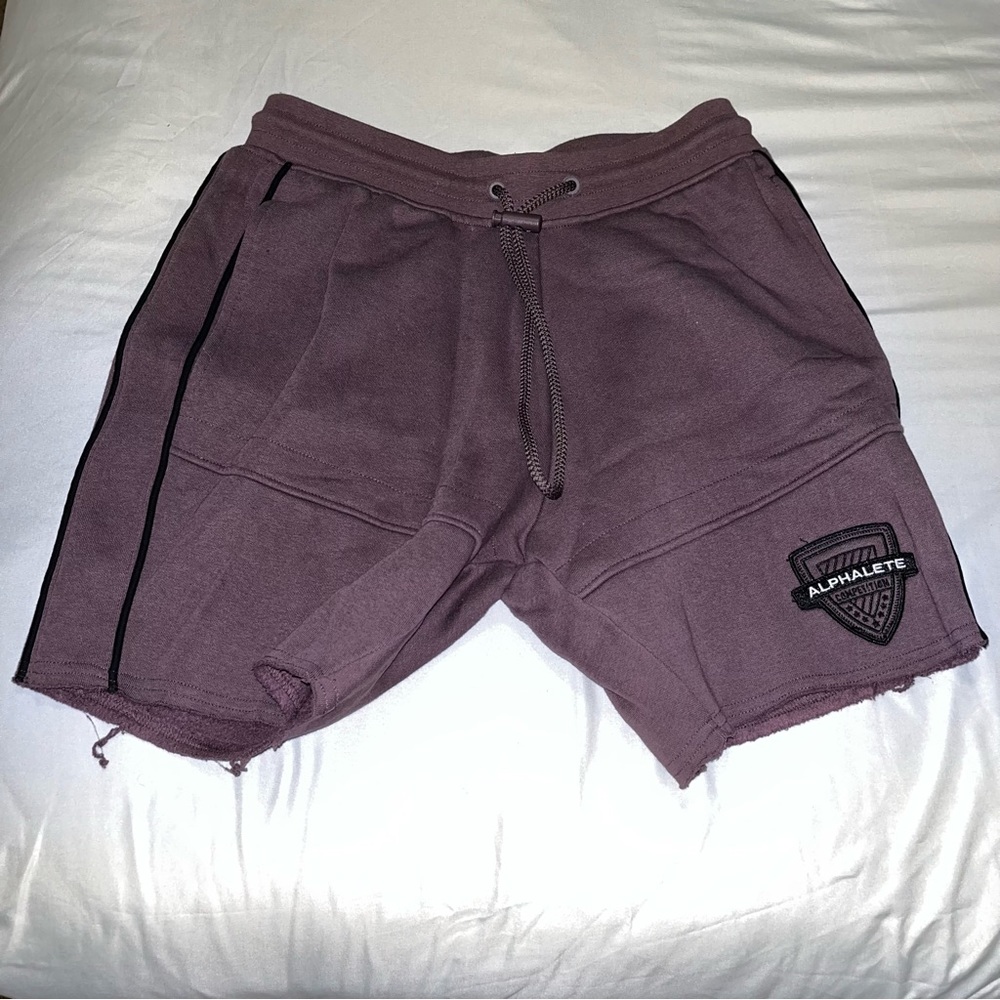 Alphalete | Medium | Maroon Varsity Short